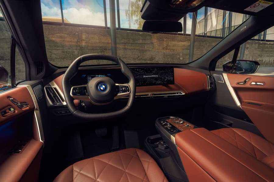 BMW iX Внутреннее левое рулевое колесо