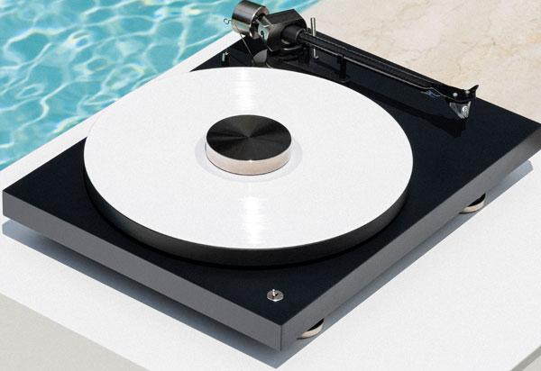 Pro-Ject представляет проигрыватель Debut PRO B